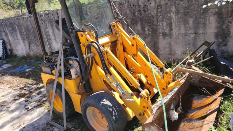 OmecoHub - JCB 1CX